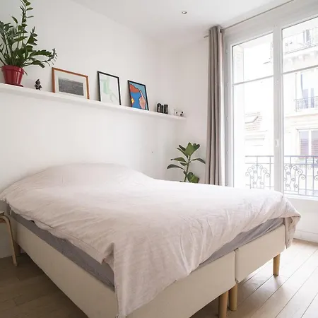 Lovely Nest Near Montmartre Parigi